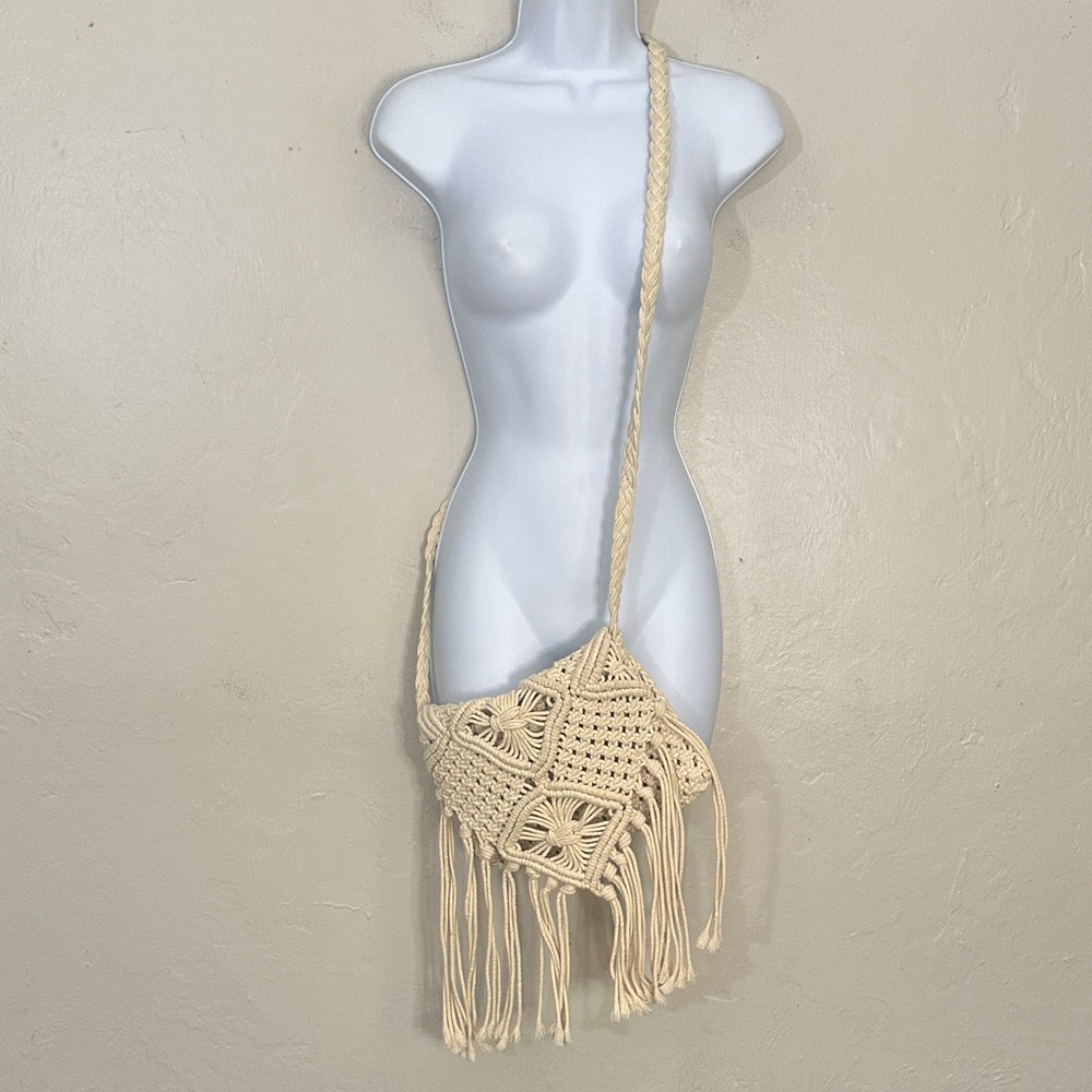 Mossimo Supply Co. Cream Macrame Crossbody Bag 8x10”